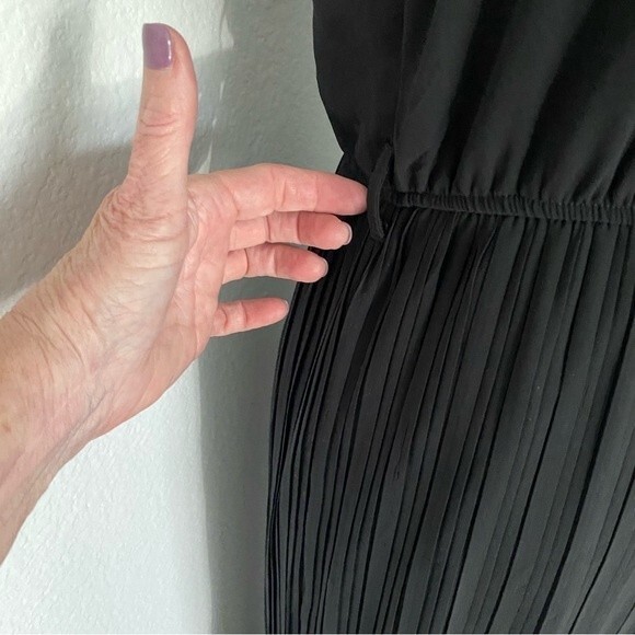 NWT  YA LA Maxi Dress Silk Lace Pleats Slip Style Sexy Glam Black Size M - Picture 11 of 14